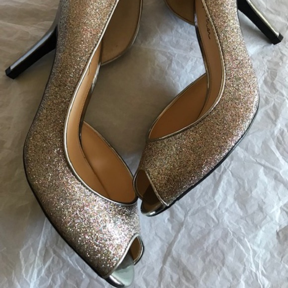 Marc Fisher D’Orsay Silver-Glitter Pumps. 7M. - Picture 2 of 15